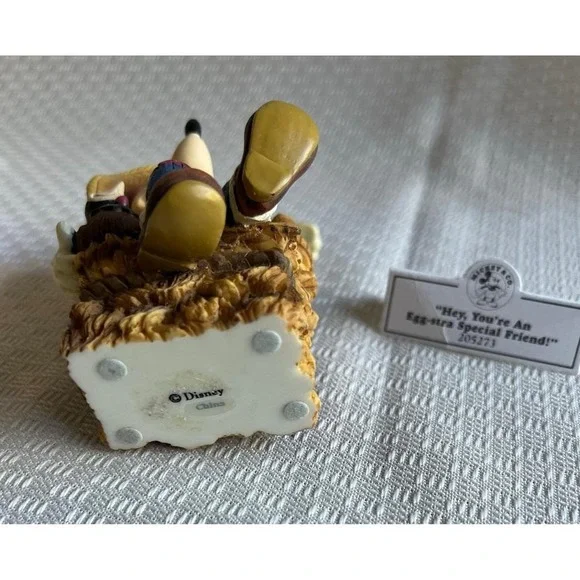 Vintage Enesco "Hey You're A Egg-stra Special Friend" Figurine #205273 - Picture 6 of 7